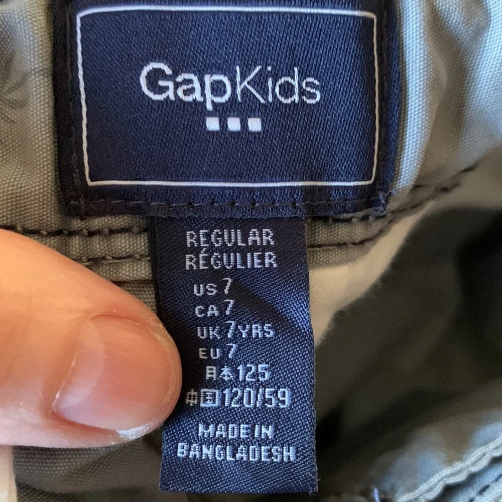 Gap kids size 7 boy’s gray woven cotton adj inner waist palm print shorts chino